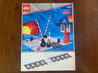 Lego 4539 - Manual Level Crossing