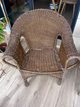 Conjunto sofá y sillón de mimbre