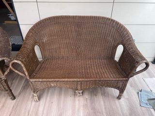 Conjunto sofá y sillón de mimbre