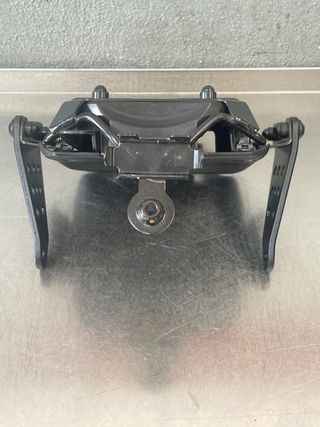 Soporte Faro Yamaha XSR900 2024