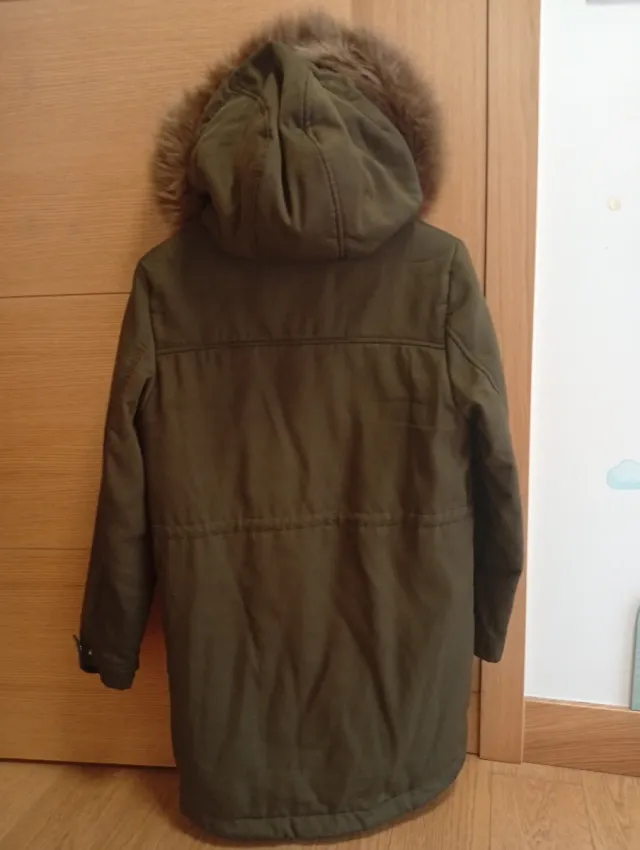 Abrigo verde 2 en 1 con capucha