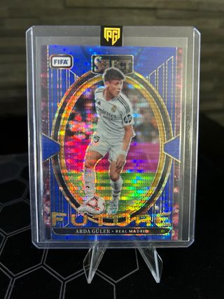 Carta collezionabile Arda Guler Real Madrid FIFA Select Blue prizm