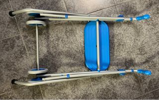 Andador Plegable con Doble Rueda