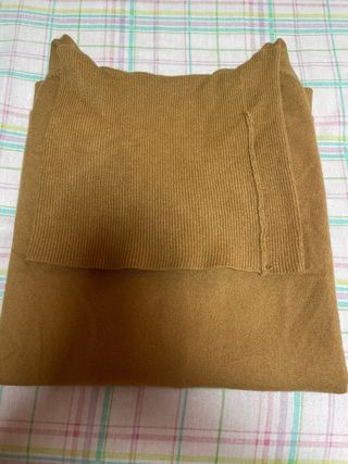 Jersey cuello alto de punto