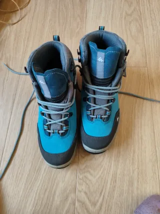 Botas de montaña Quechua Talla 39