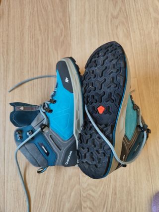 Botas de montaña Quechua Talla 39