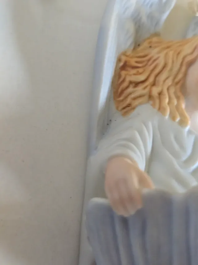 Benditera de porcelana antigua