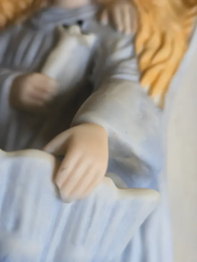 Benditera de porcelana antigua