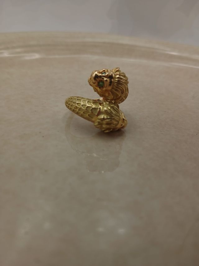 Anillo leones en Oro 18kl