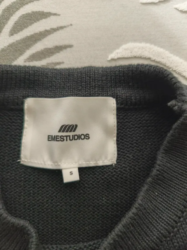 Jersey Eme Studios gris con logo Madrid