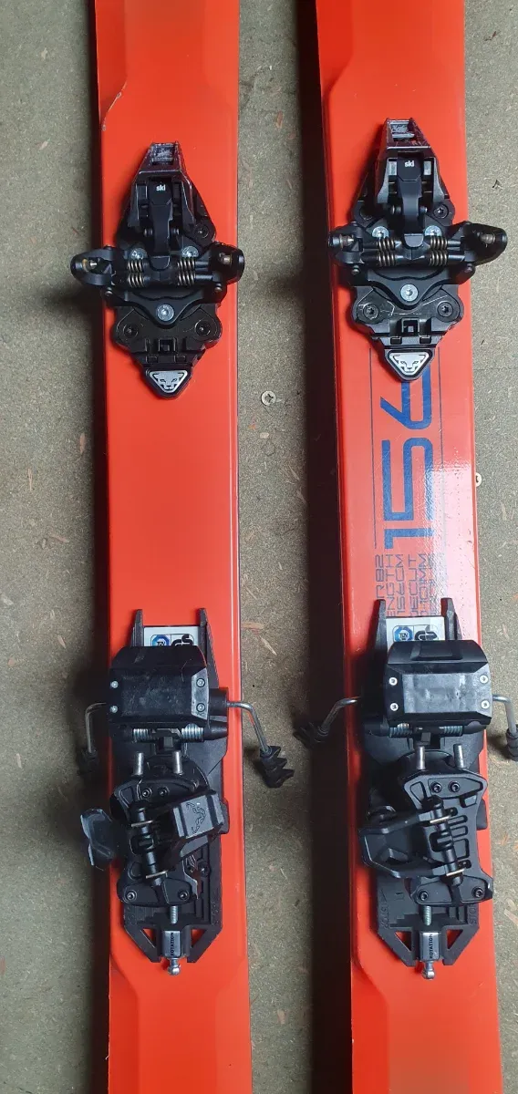 Fijaciones dynafit rotation más Cuchillas 90 mm