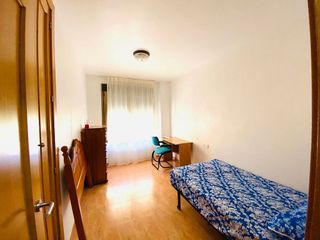 Piso en alquiler en Ciudad Jardín - Tagarete - El Zapillo en Almería