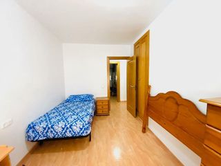 Piso en alquiler en Ciudad Jardín - Tagarete - El Zapillo en Almería