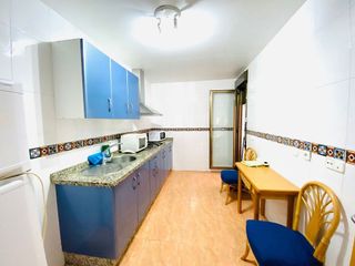 Piso en alquiler en Ciudad Jardín - Tagarete - El Zapillo en Almería