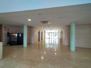 Garaje en alquiler en Zona Avda. Juan de Diego - Parque Municipal  en Bormujos