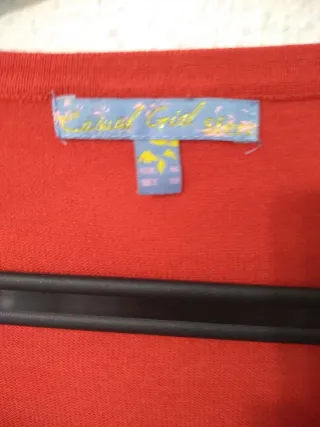 Jersey fino rojo con pedrería