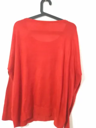 Jersey fino rojo con pedrería