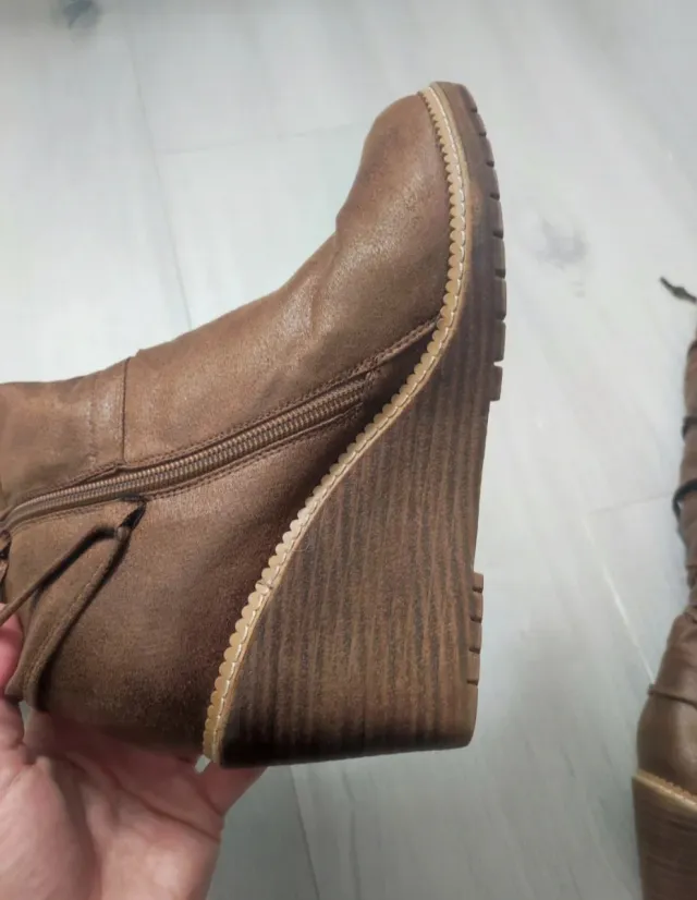 Botas altas marrones