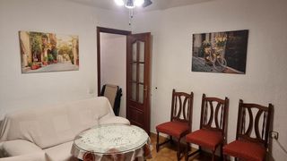 Piso en venta en Santa Rosa - Valdeolleros en Córdoba