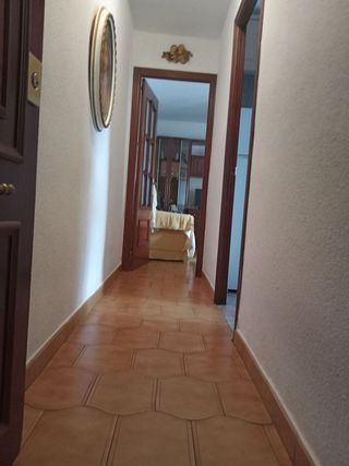 Piso en venta en Santa Rosa - Valdeolleros en Córdoba