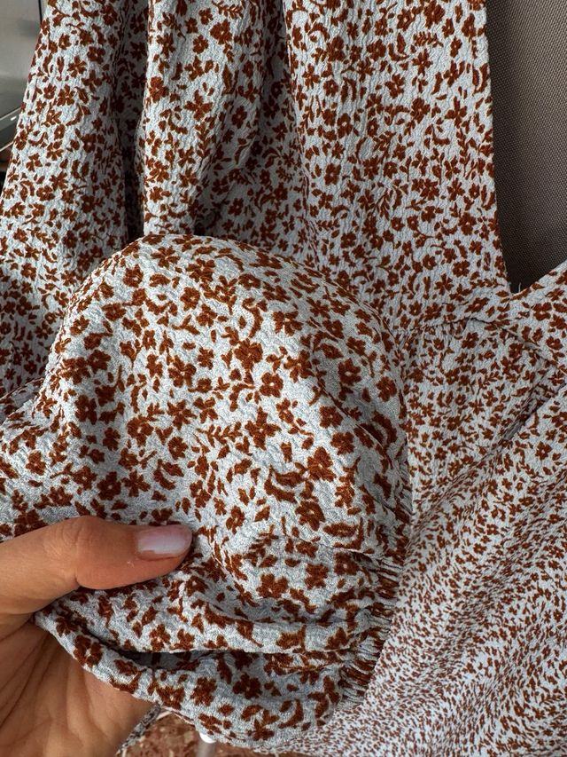 Vestido Reserved floral talla M