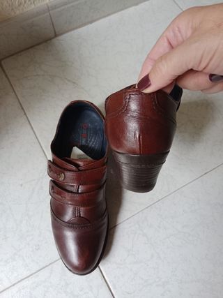 Zapatos piel Dorking by Fluchos Talla 37 Marrones