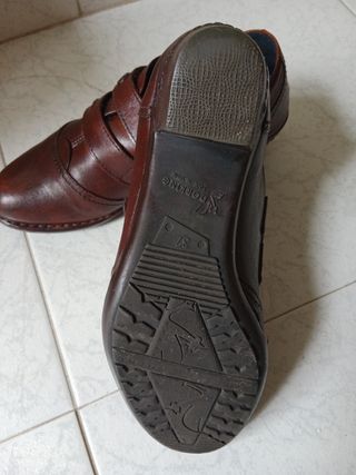 Zapatos piel Dorking by Fluchos Talla 37 Marrones