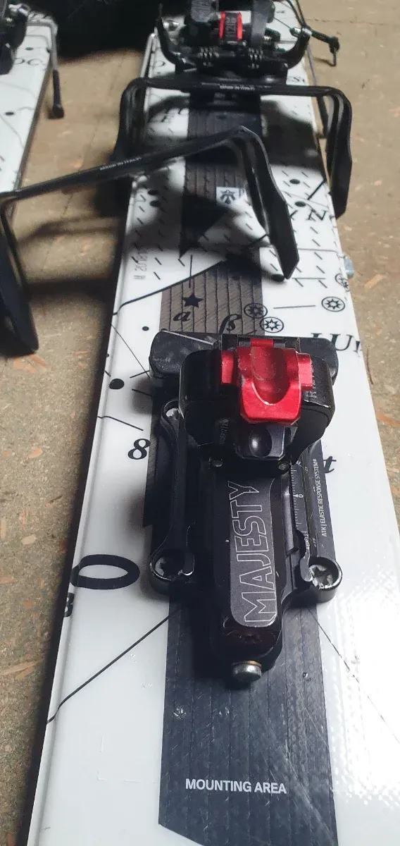 Fijaciones ATK Raider 13 + Cuchillas 110 mm