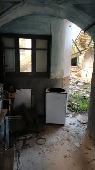 Partes de casa de madera inhabitable 