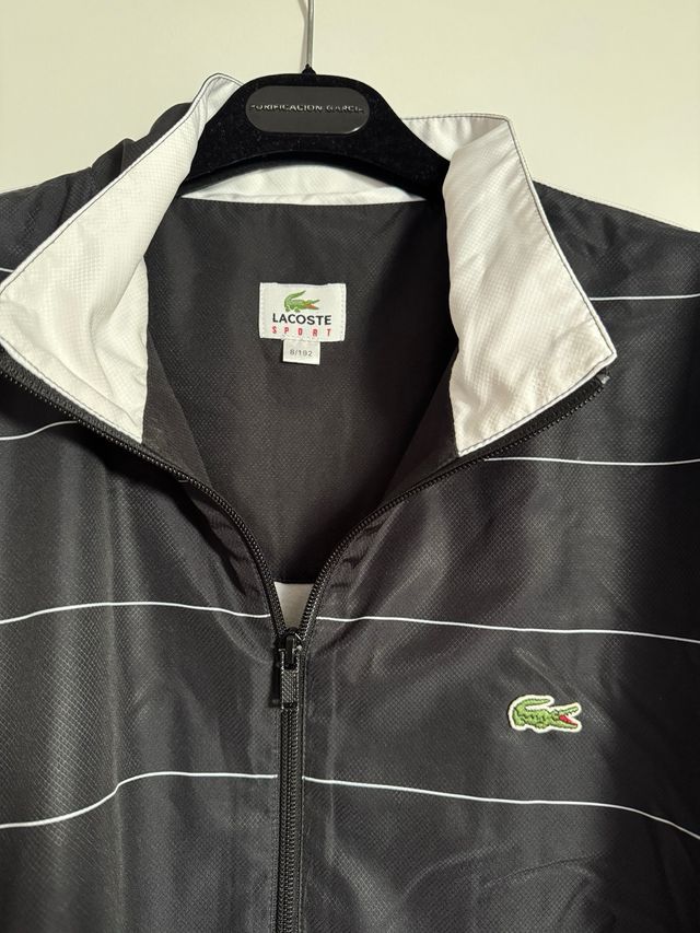 Chaqueta deportiva Lacoste rayas XL