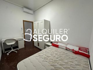 Piso en alquiler en El Grau en Valencia