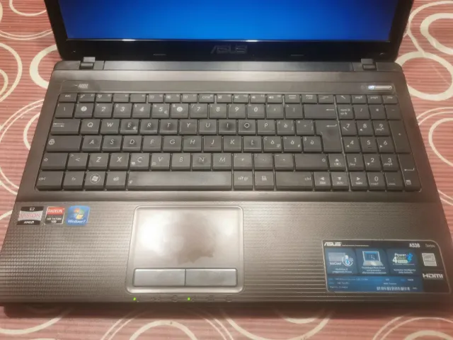 ASUS Portatile Nero/Argento