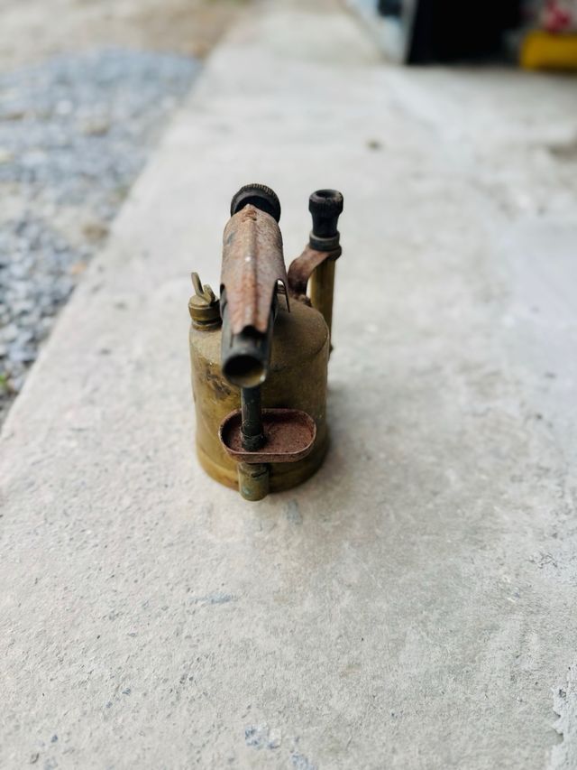 Soldatore Focus in ottone vintage