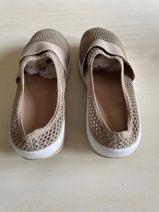 Zapatillas Beige Malla Elástica