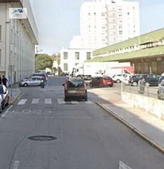 Piso en venta en Cortadura - Zona Franca  en Cádiz