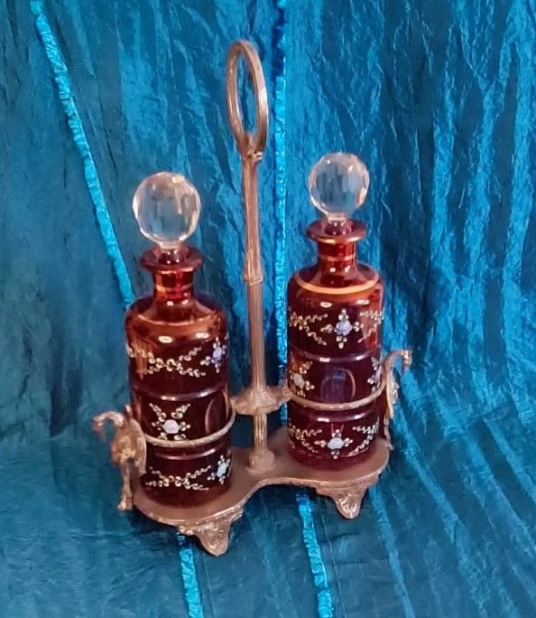 Convoy 2 Licoreras Rojo Rubí Vintage