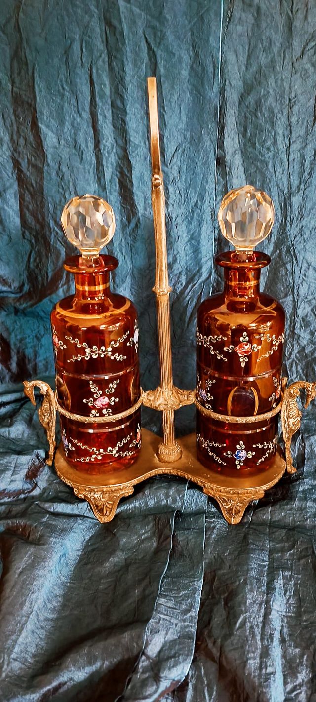 Convoy 2 Licoreras Rojo Rubí Vintage