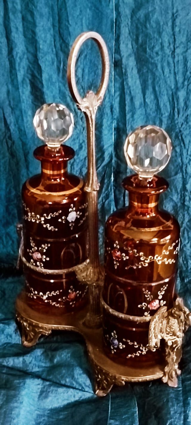 Convoy 2 Licoreras Rojo Rubí Vintage