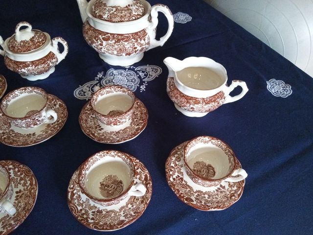 Juego de té de porcelana