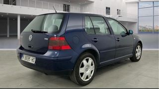 Volkswagen Golf 2000