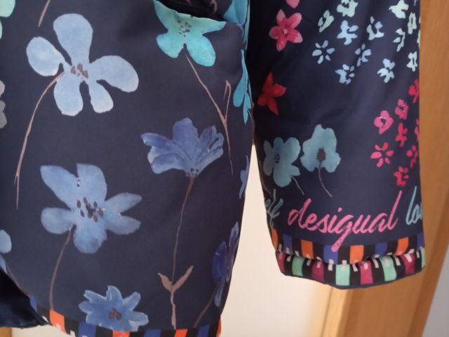Cazadora Desigual Reversible 9-10 años