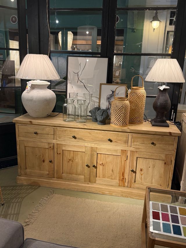 Bufet madera pino hecho a medida