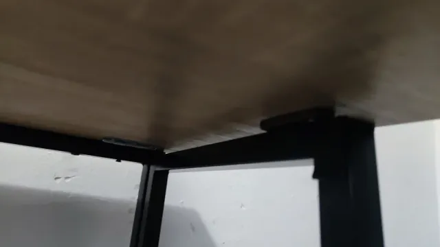 Mesa plegable metal y me madera