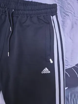Pantalón chándal Adidas negro