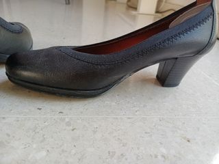 Zapatos de salón negros piel T38
