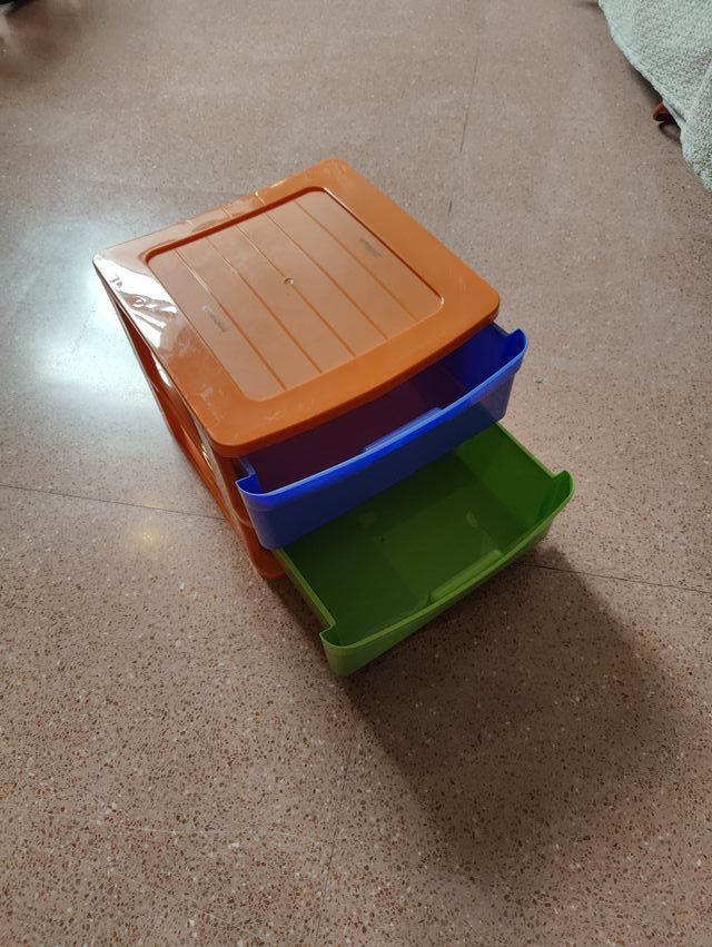 Cajonera de plástico con 2 cajones