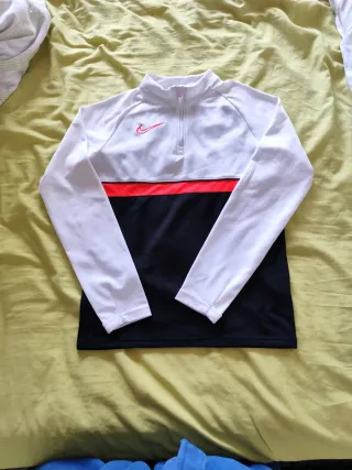 Sudadera Nike niño Talla M (137-147cm)