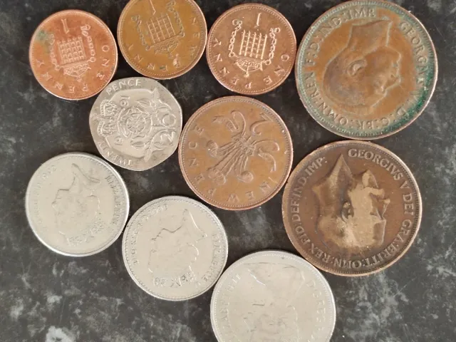 Lotto di 10 monete inglesi antiche