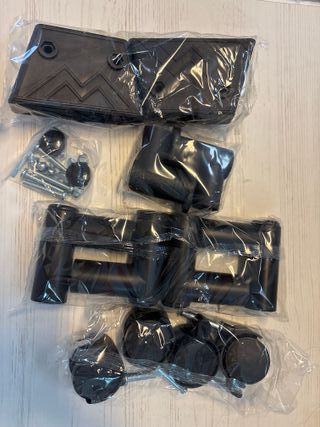 Appendiabiti pieghevole regolabile Bakaji