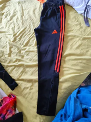 Chándal Adidas niño 11-12 n Negro y naranja